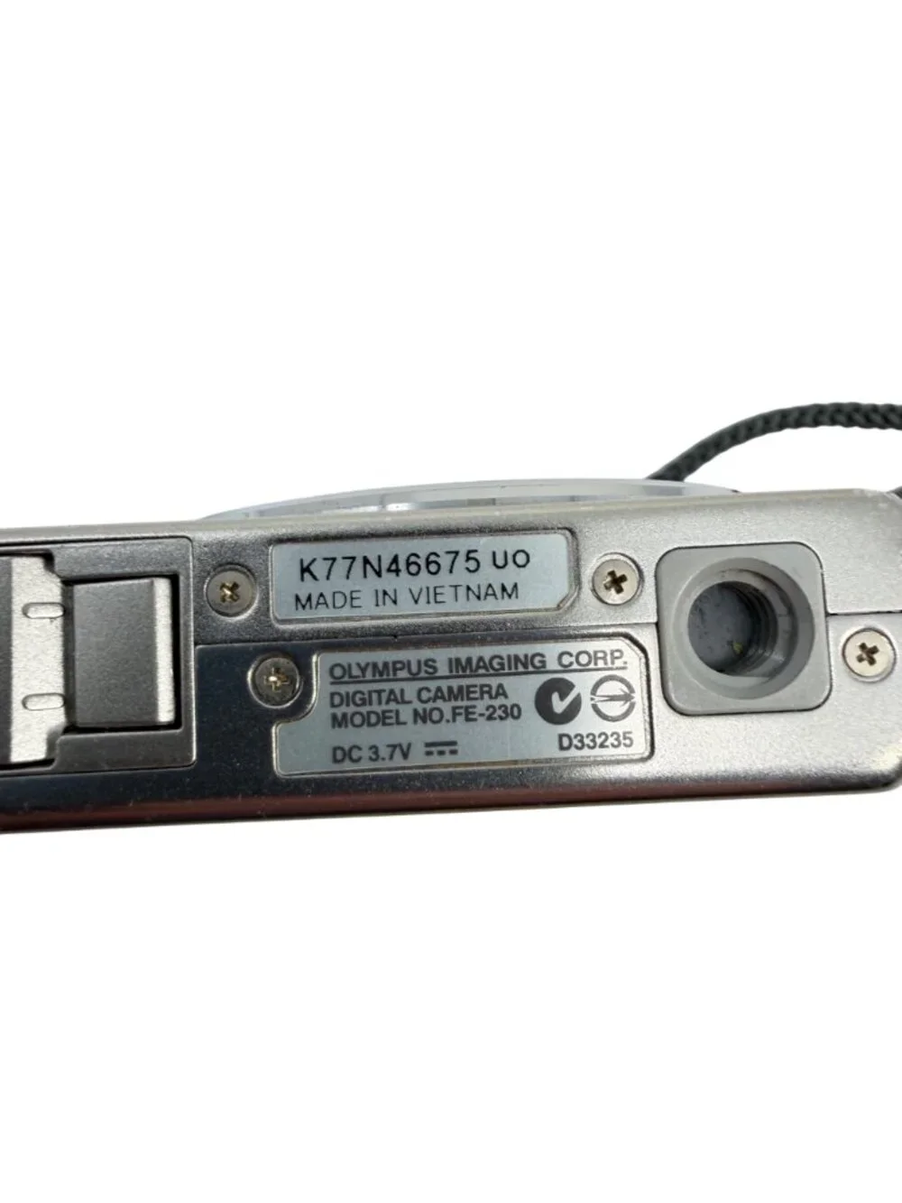 Olympus FE-230 7.1 MP Silver Digital Camera Charger/Batt/XD Card - Tested/Works